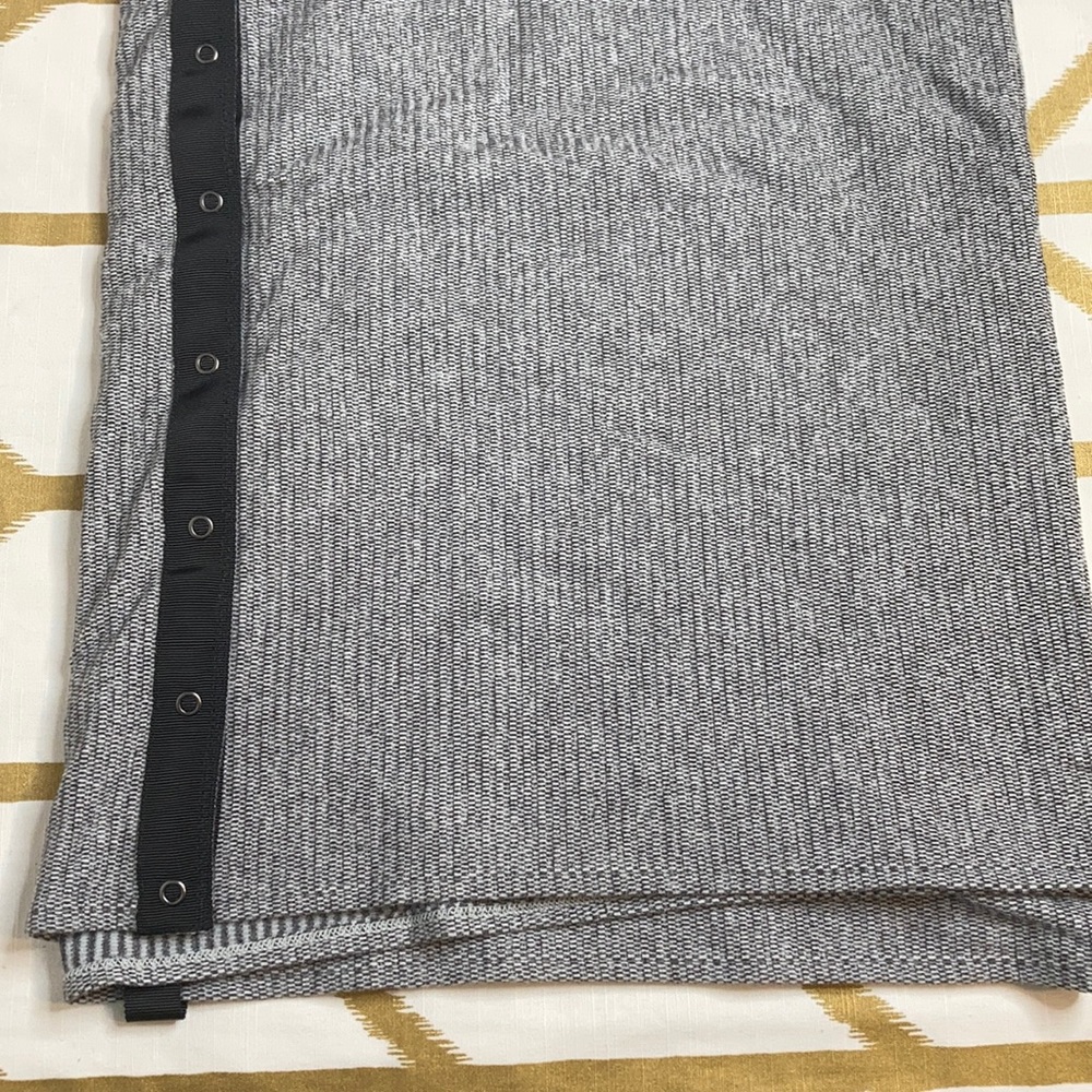 SOLD Lululemon Vinyasa Scarf - Picture 3 of 5